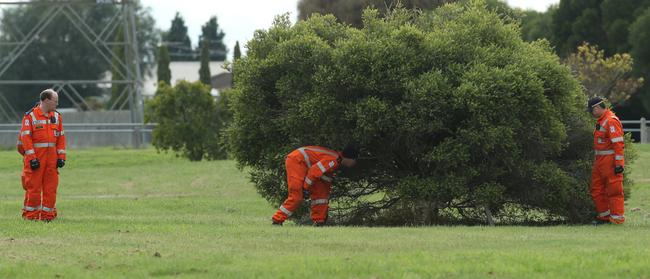 Corio SES volunteers did a sweep of Chaffey and Horne squares after meeting with a police detective at the scene on Sunday morning. A man died after being shot in Corio this morning. The incident happened at an address in Chaffey Square. Picture: Alan Barber