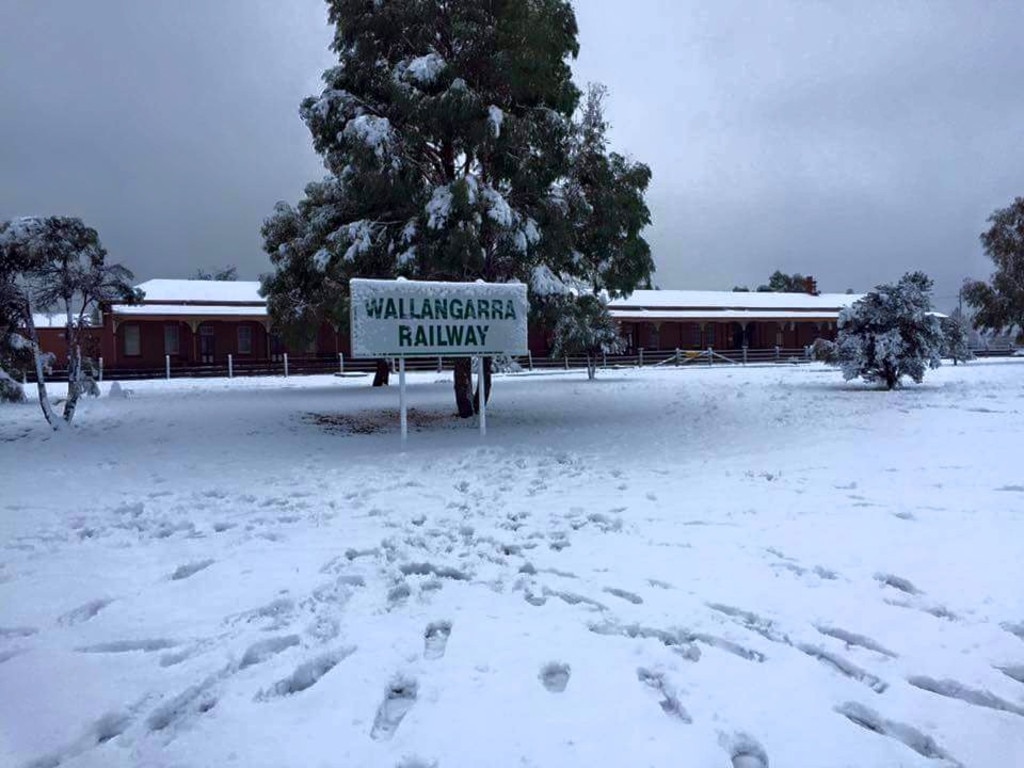 Snow at Wallangarra in 2015.