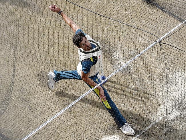 MANCHESTER, ENGLAND - SEPTEMBER 02: Mitchell Starc of Australia bowls during the Australia Nets Session at Emirates Old Trafford on September 02, 2019 in Manchester, England. (Photo by Ryan Pierse/Getty Images) BESTPIX