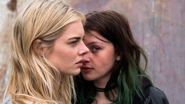 Samara Weaving and Sara West in Bad Girl.