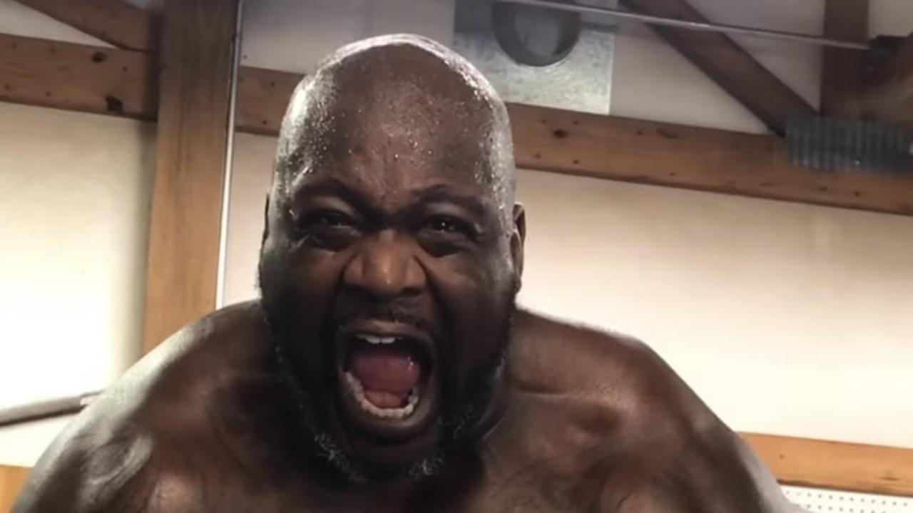 Shaquille O'Neal has showed off his new massive physique.