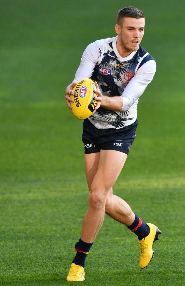 Paul Seedsman got through the Crows training session on Saturday and will play against GWS at Adelaide Oval on Sunday.