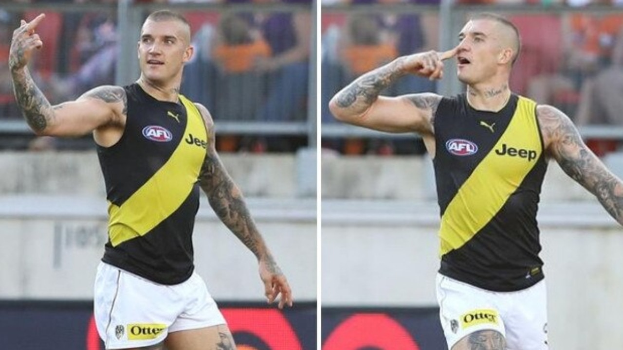 Martin directs a sledge towards GWS ruckman Shane Mumford in 2019.