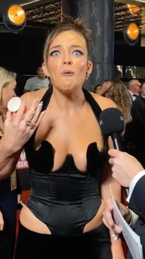 Aussie celebs take shots on the Logies red carpet