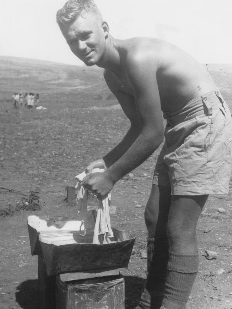 What’s this old bloke doing? Picture: by Grant Nowell)