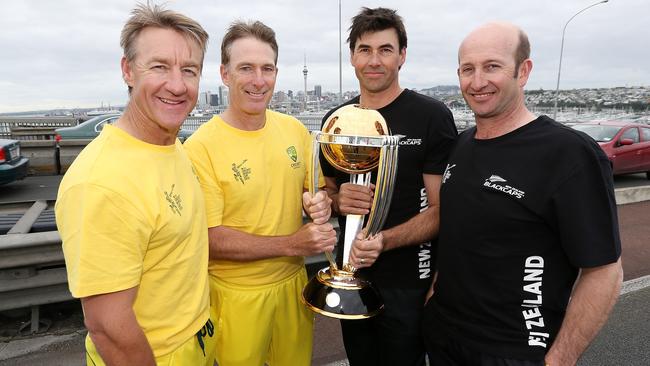 Former NZ captain Stephen Fleming (second right) thinks 400 might be a par score on Saturday.