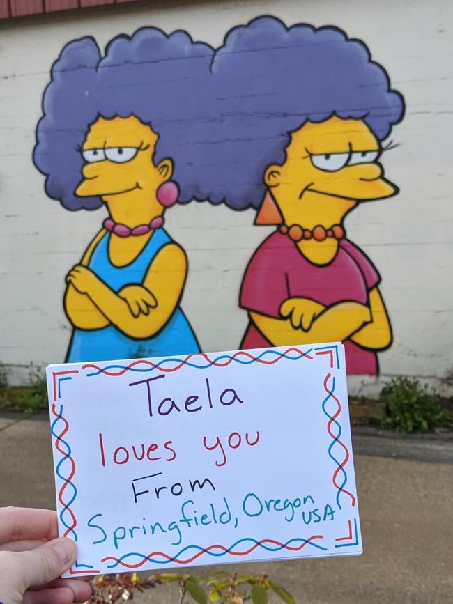 Taela Wheeler has collected love notes from all over the world for her mum, Deb.