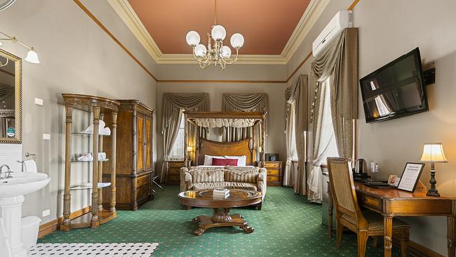 Denison Boutique Hotel.