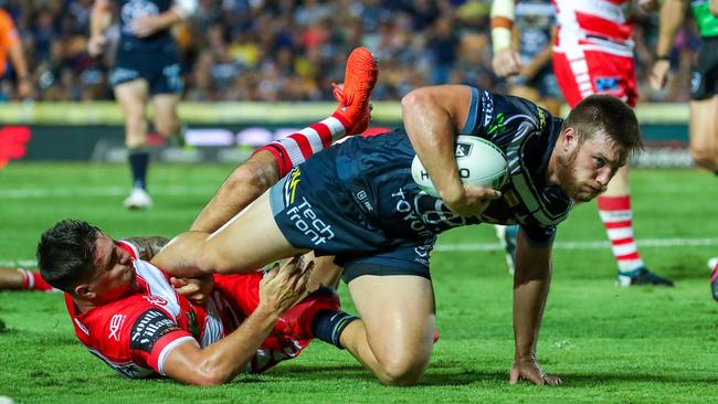 Tom Opacic in action for the Cowboys. Picture: AAP Image/Michael Chambers