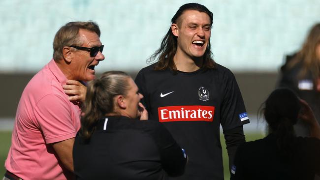 Collingwood's Darcy Moore with his father Peter Moore during a Collingwood closed captain’s run at the SCG last September. Picture: Phil Hillyard