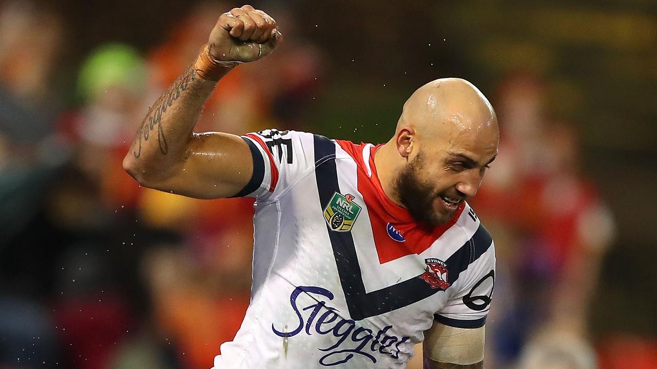 Blake Ferguson scores for the Roosters.