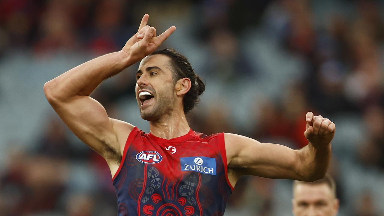 AFL Brodie Grundy to launch at Pies after being shown the door