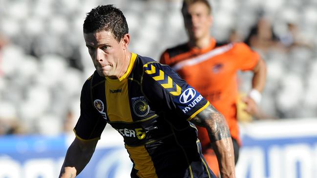 Troy Hearfield in action for the Central Coast Mariners.