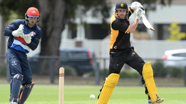 Footscray captaib Dylan Kight behind the stumps. Picture: Chris Eastman