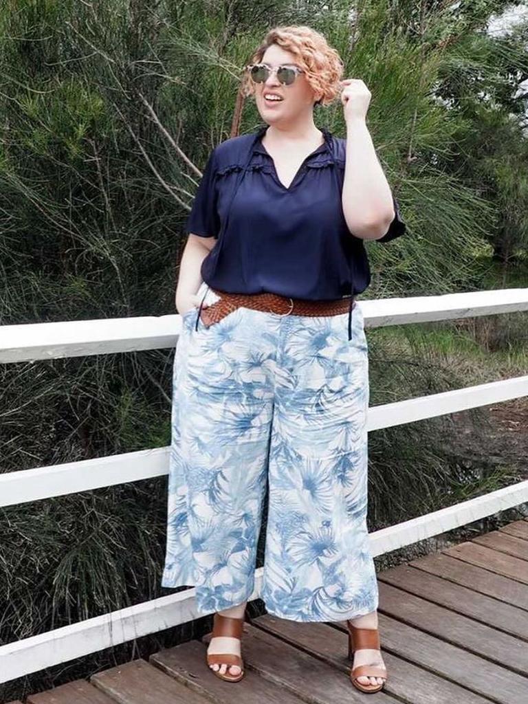 Kmart $20 linen pants spark frenzy thanks to flattering style