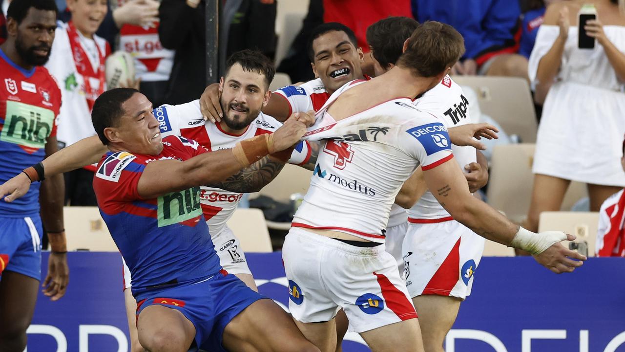 Tyson Frizell slammed Zac Lomax after Dragons star jumped on his back following the try. Picture: Getty Images.