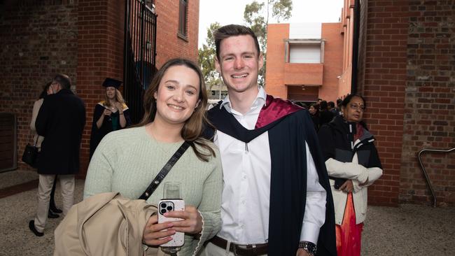 05-10-2023 Deakin Graduation Masters of Architecture. Lily Rolfe and Lachlan Daniel