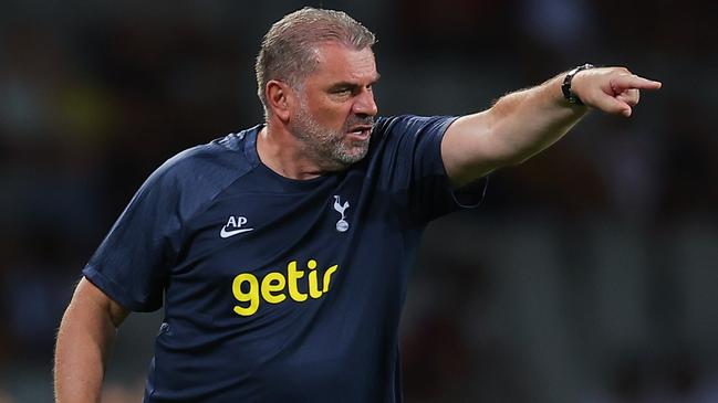 BARCELONA, SPAIN - AUGUST 08: Ange Postecoglou, head coach of Tottenham Hotspur gestures during the Joan Gamper Trophy match between FC Barcelona and Tottenham Hotspur at Estadi Olimpic Lluis Companys on August 08, 2023 in Barcelona, Spain. (Photo by Eric Alonso/Getty Images)