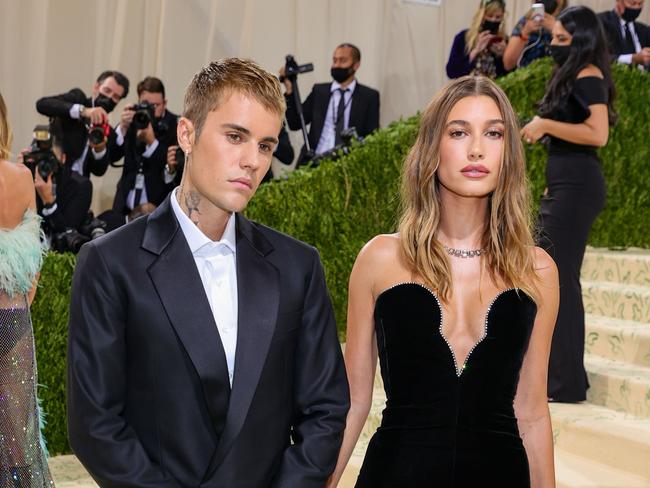 NEW YORK, NEW YORK - SEPTEMBER 13: Justin Bieber and Hailey Bieber attend The 2021 Met Gala Celebrating In America: A Lexicon Of Fashion at Metropolitan Museum of Art on September 13, 2021 in New York City.   Theo Wargo/Getty Images/AFP == FOR NEWSPAPERS, INTERNET, TELCOS & TELEVISION USE ONLY ==