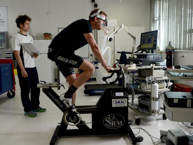 Homfray undergoes the V02 max and power test at the South Australian Sports Institute. Photo: Tricia Watkinson.