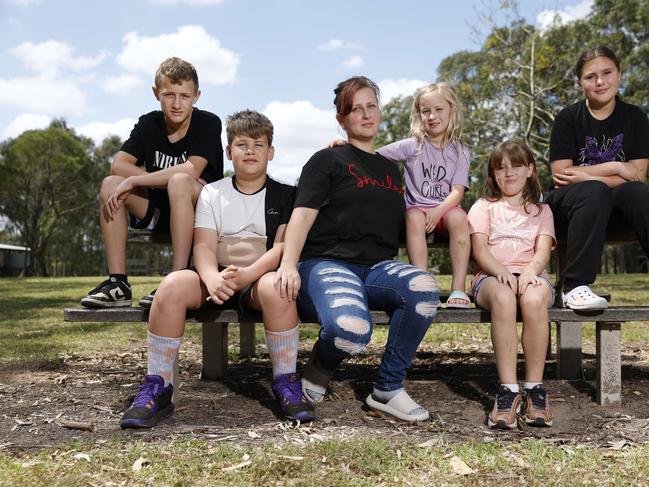 DAILY TELEGRAPH 11TH OCTOBER 2024Pictured at Rouse Hill Regional Park in Sydney is single mum Jayla England with her kids Jayce (13) Bobby (10) Lily (6) Taylor (8) and Georgina (11) Jayla is having to find ways to save money but is struggling to get by in the cost of living crisis.Picture: Richard Dobson