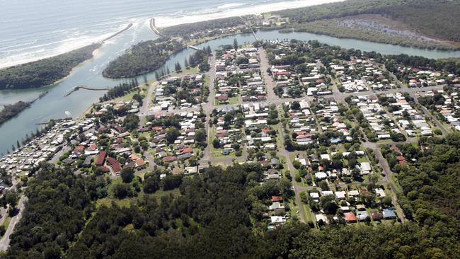 Aerial photos of northern NSW. Pacific highway Brunswick Heads