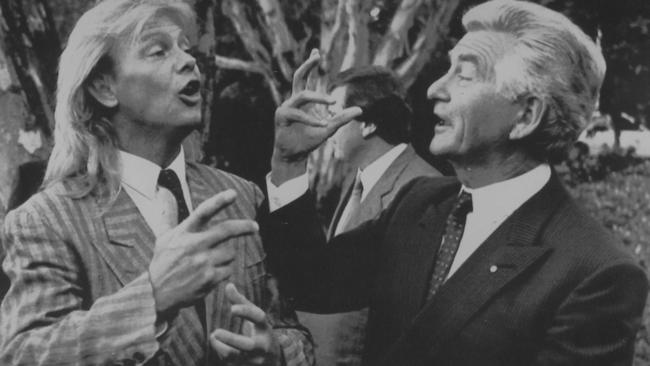 John Farnham and Prime Minister Bob Hawke practice their singing at The Lodge prior to the telecast of Australia Live: A Celebration of a Nation. Picture: PETER MARS