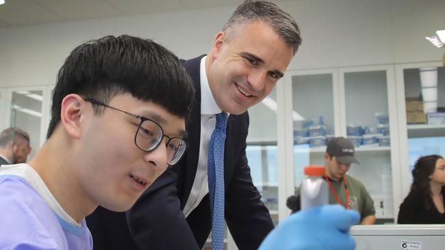 Premier Peter Malinauskas, talks to Uni SA PhD student Casper Liu, while on a July 3 visit to Uni SA’s Bradley Lab. Picture: NCA NewsWire / Dean Martin