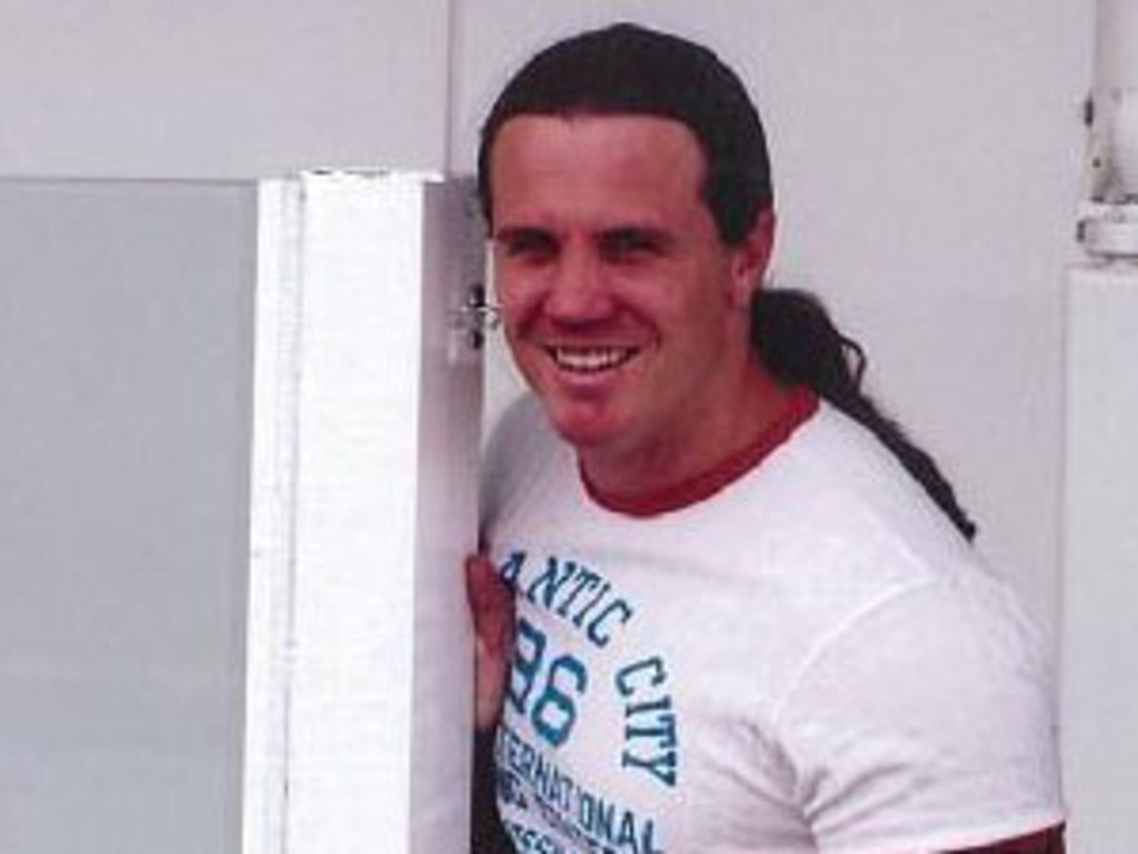 Goran Nikolovski, 35, was last seen at his Unanderra home on Monday, 31 October, 2011.