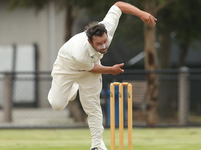 Spotswood coach Dan Shuppan. Picture: Hamish Blair