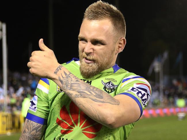 Blake Austin of the Raiders during the Round 22 NRL match between the Cronulla-Sutherland Sharks and the Canberra Raiders at Southern Cross Group Stadium in Sydney, Saturday, Aug. 6, 2016. (AAP Image/Craig Golding) NO ARCHIVING, EDITORIAL USE ONLY