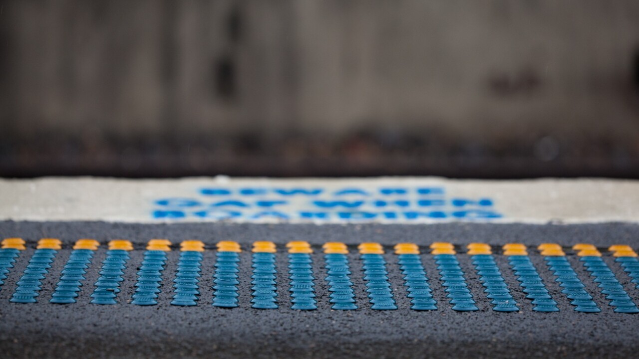 Sydney train strikes cause travel delays