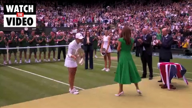 Kate Middleton presents Ash Barty with Wimbledon trophy