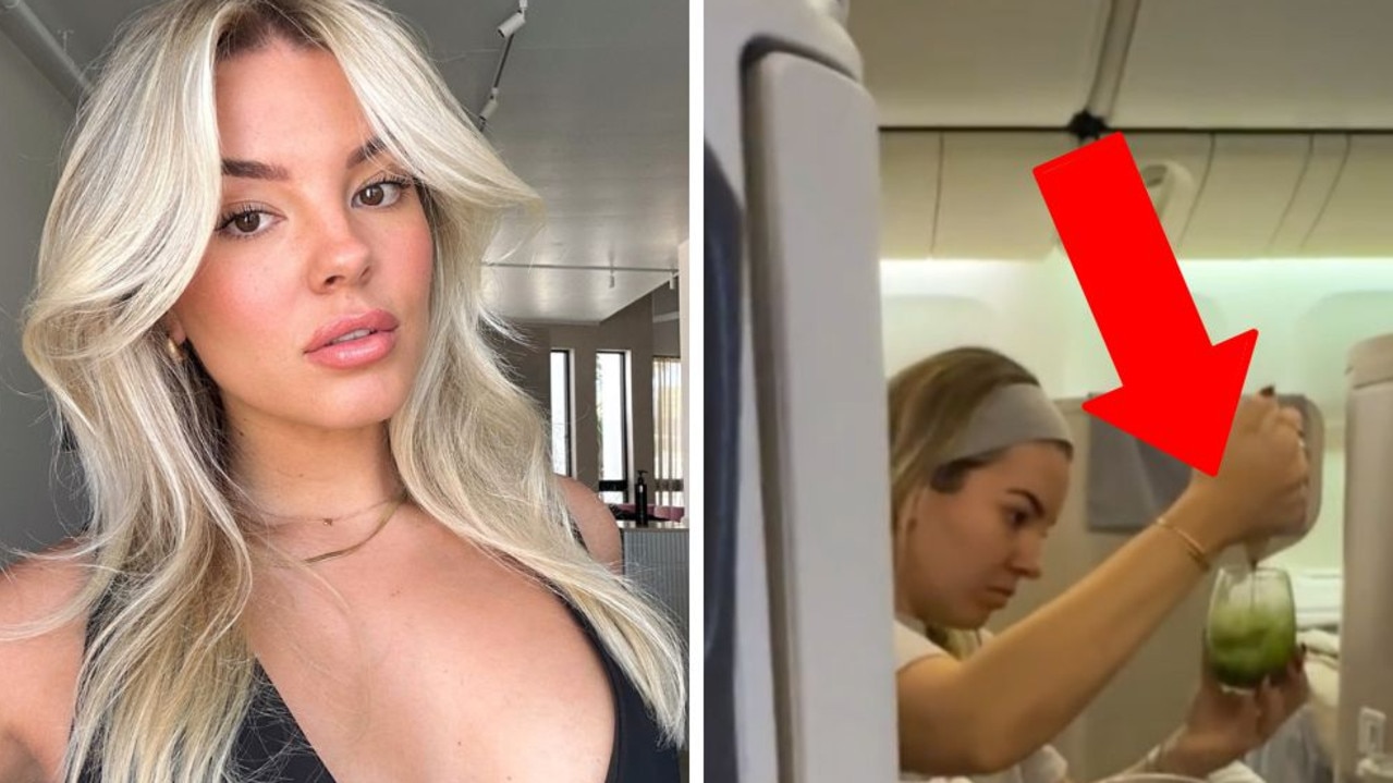 Influencer divides with mid-flight act