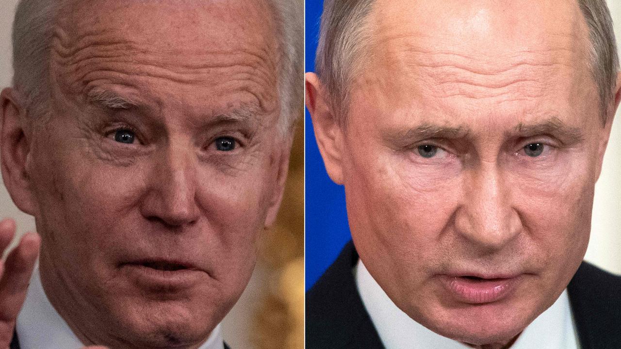 Joe Biden has promised the Ukraine ‘unwavering support’ amid growing tensions with Vladimir Putin’s Russia. Picture: Eric Baradat and Pavel Golovkin/Various/AFP