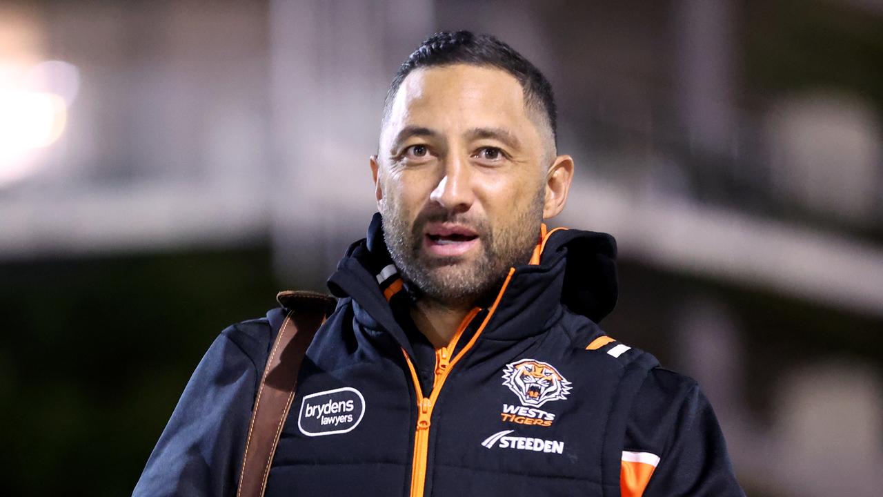 Nrl News Wests Tigers Coach Benji Marshall Meets With Super Rugby Star Solomon Alaimalo