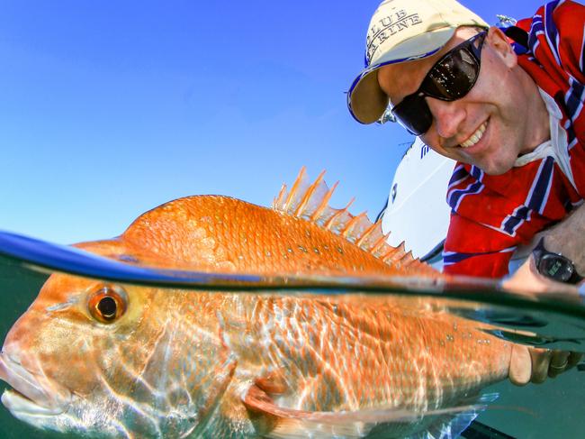 Go fishing with Al McGlashan.  GFWAM Catching a snapper of this size will always make you smile