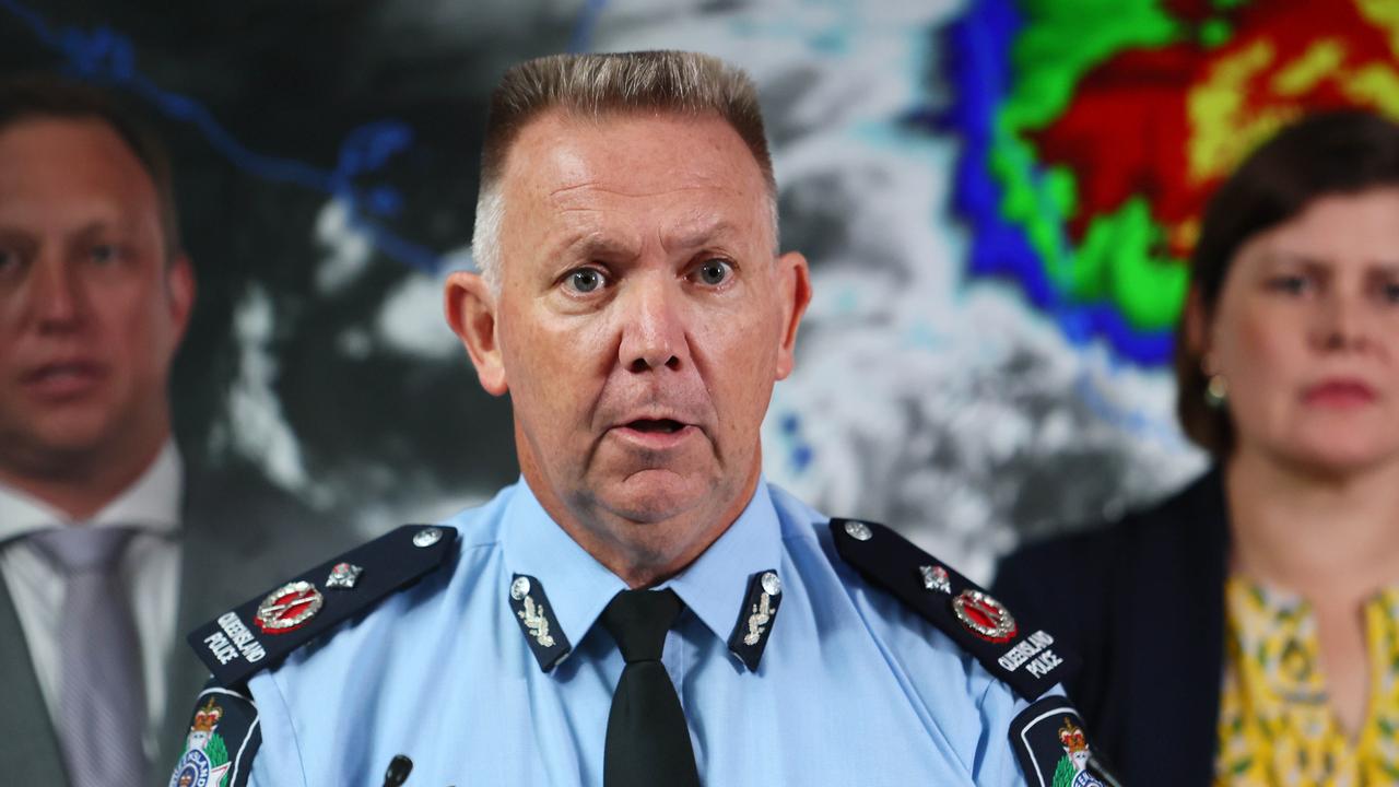 Queensland state disaster co-ordinator Shane Chelepy urged people to stay off the roads ahead of the cyclone making landfall. Picture: NCA NewsWire/Tertius Pickard