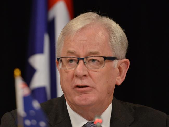 Australian Trade Minister Andrew Robb speaks at a press conference for the Trans-Pacific Partnership (TPP), a pan-Pacific trade agreement by trade ministers from 12 nations in Sydney on October 27, 2014. The TPP, which would encompass 40 percent of the global economy and include 12 nations, has been the subject of negotiations for years. AFP PHOTO/Peter PARKS