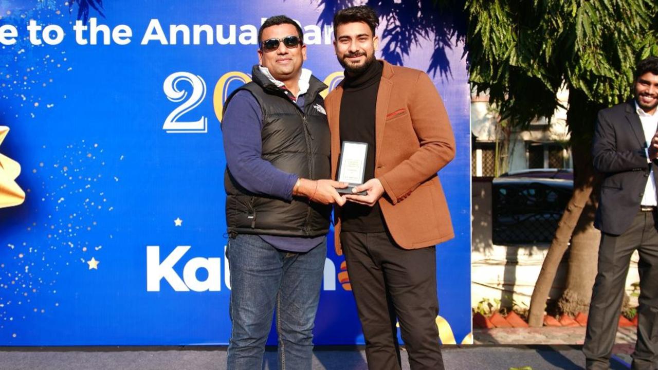 Kalkine CEO Kunal Sawhney and Kalkine staff in India at the company's 2020 party.