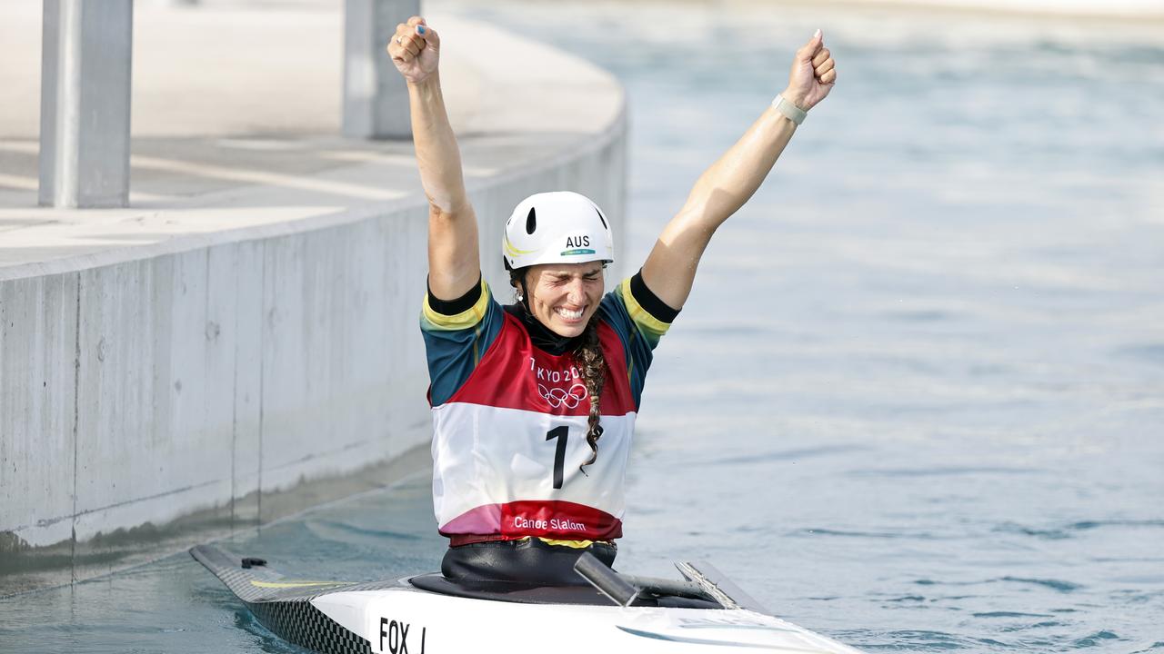 Tokyo Olympics 2021: Jess Fox wins first Olympic gold ...