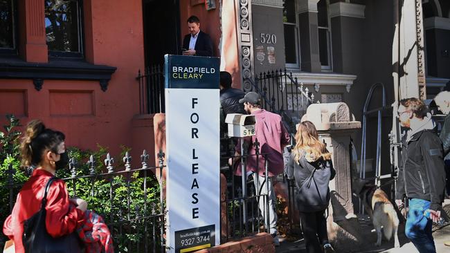 SYDNEY, AUSTRALIA - NewsWire Photos,June 4, 2022: Sydney-siders view properties in Surry Hills for rent as prospective tenants are having difficulties securing rental properties.Crown Street, Surry Hills Picture: NCA NewsWire / Jeremy Piper