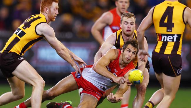 Josh Kennedy wins another hard ball. Picture: Michael Klein