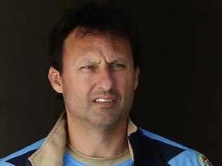 New South Wales Blues coach Laurie Daley at training session, ahead of State of Origin III against the Queensland Maroons at the Cbus Super stadium, Gold Coast, Tuesday, July 11, 2017. (AAP Image/Regi Varghese) NO ARCHIVING