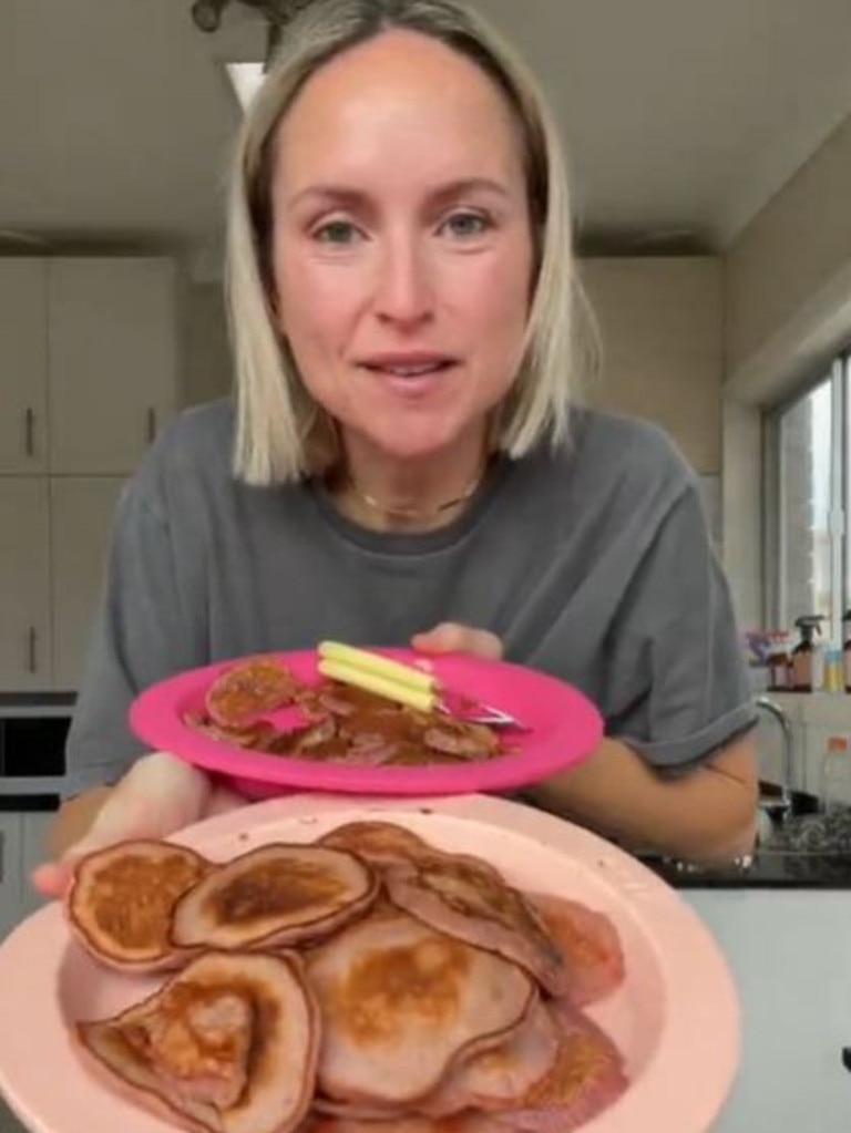 She recently detailed how she turned this pile of uneaten pancakes … Picture: TikTok/@aims.lc