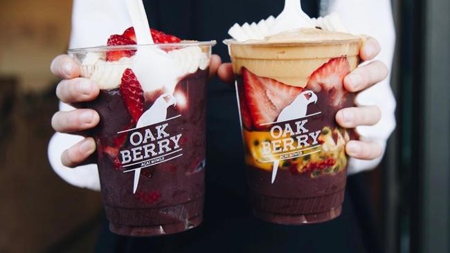 Oakberry acai bowls come with your choice of around 20 toppings.