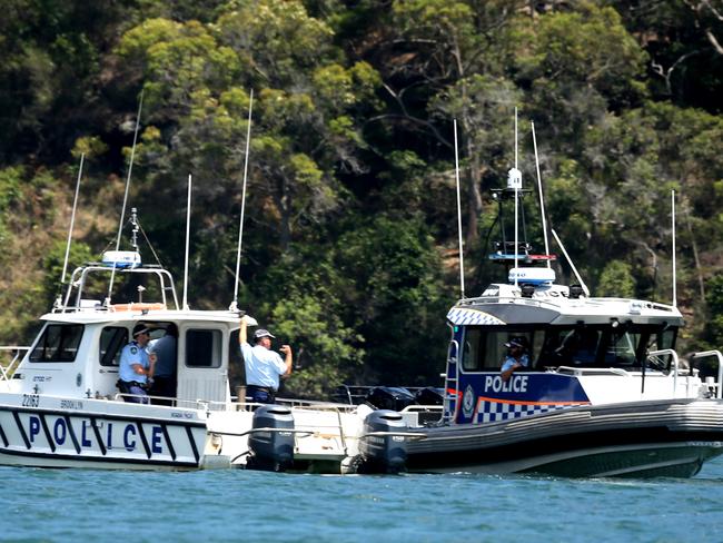 Hawkesbury River Seaplane Crash: Tributes For Richard Cousins And ...