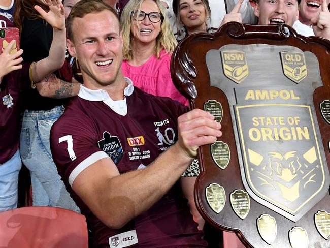 BRISBANE, AUSTRALIA - NOVEMBER 18:  Daly Cherry-Evans of the Maroons celebrates victory after game three of the State of Origin series between the Queensland Maroons and the New South Wales Blues at Suncorp Stadium on November 18, 2020 in Brisbane, Australia. (Photo by Bradley Kanaris/Getty Images)