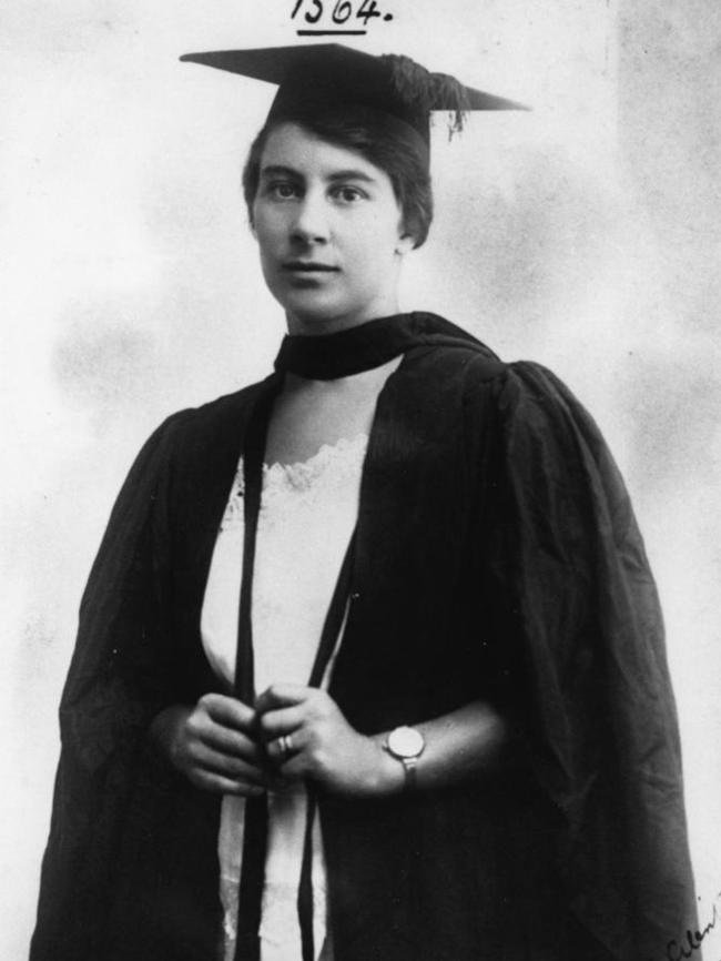 Lady Phylis Cilento in her younger years