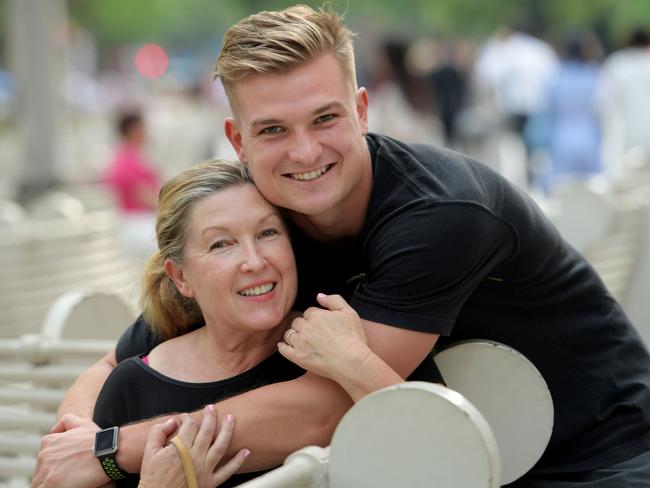 Wines pictured with his mum, Jane, in 2017.